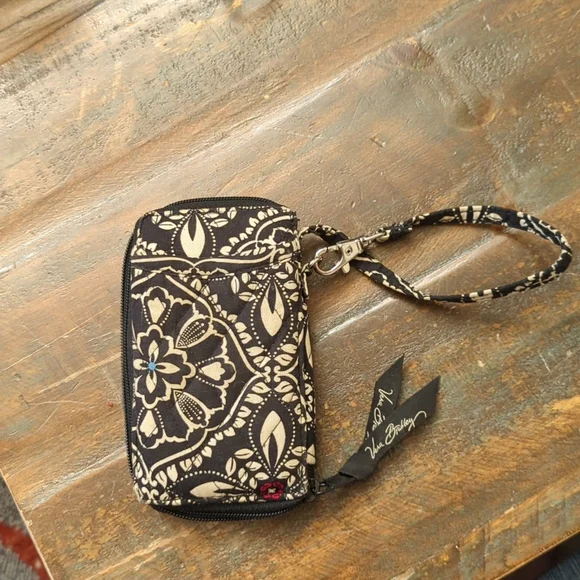 Vera Bradley Wristlet/ Wallet - Picture 2 of 4